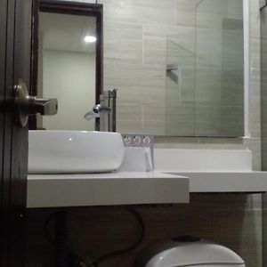 Deluxe Double Room Bath